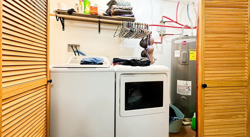 inside of laundry closet