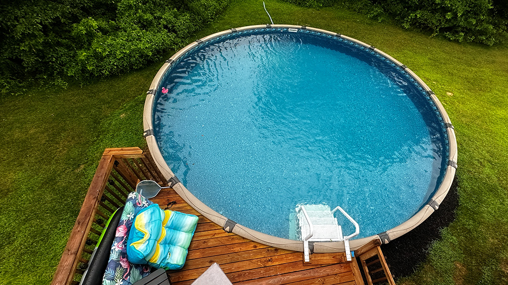 pool in rain